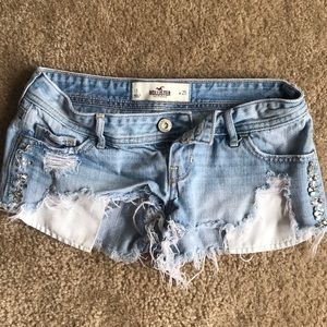 Hollister sz 1 bedazzled Jean shorts